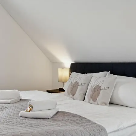 Smooth Living Lechhausen - Free Parking Apartment *